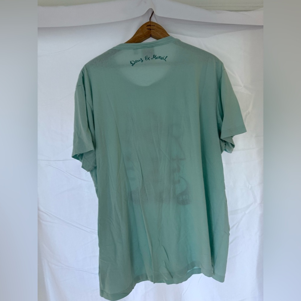 DEUS Ex Machina tee